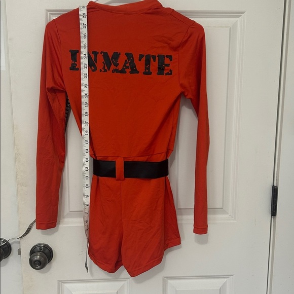 Spirit Confined Cutie Inmate Costume Jumpsuit adult size small 4–6 orange - Picture 5 of 6
